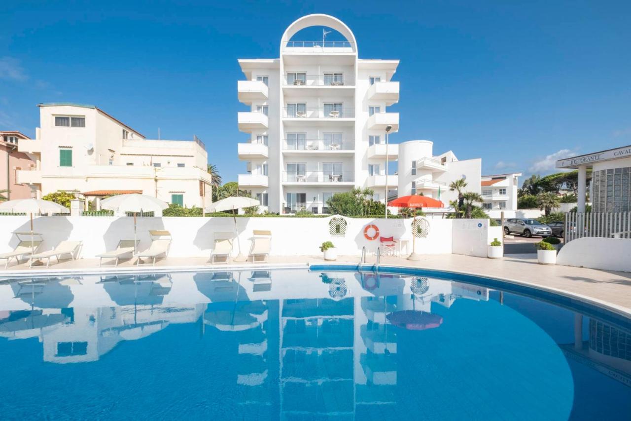 Hotel Cavalluccio Marino Santa Marinella Exteriér fotografie