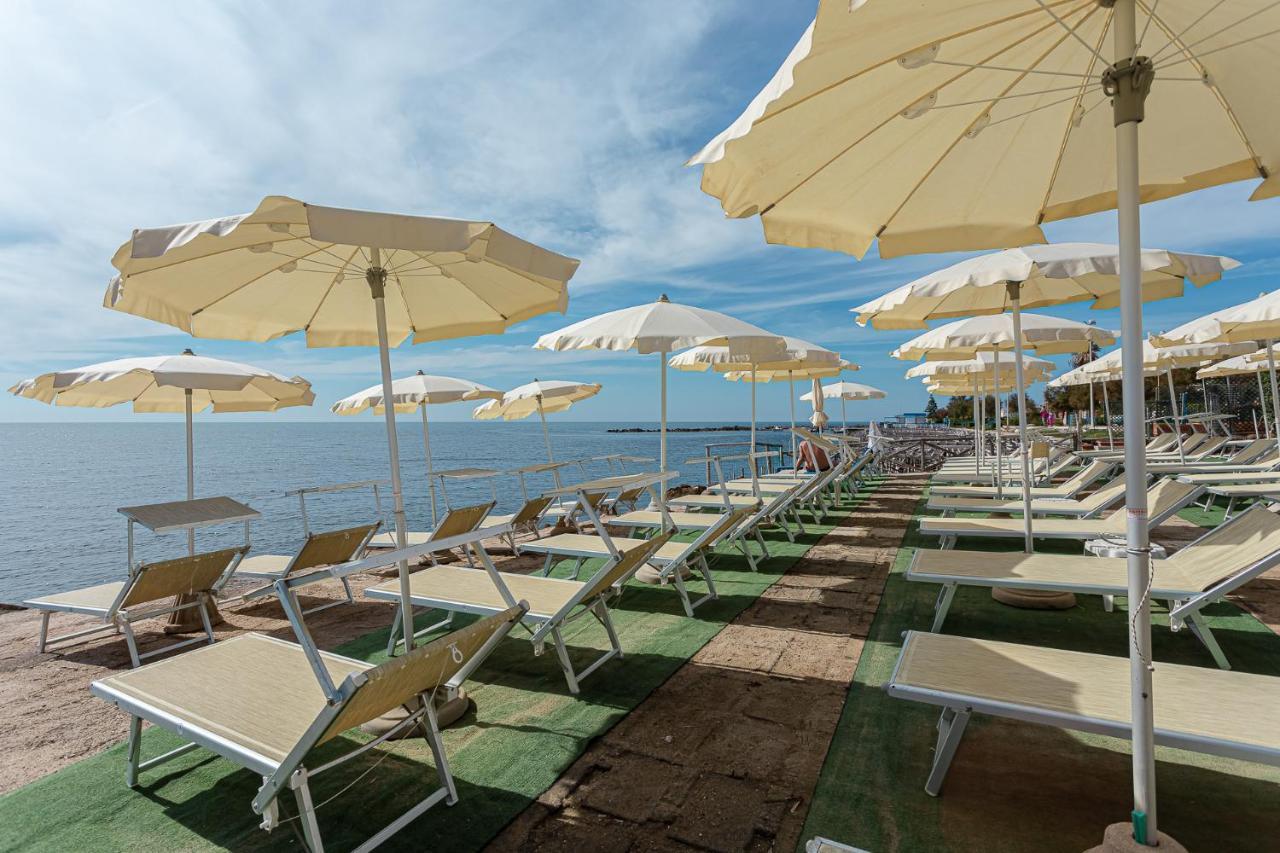 Hotel Cavalluccio Marino Santa Marinella Exteriér fotografie