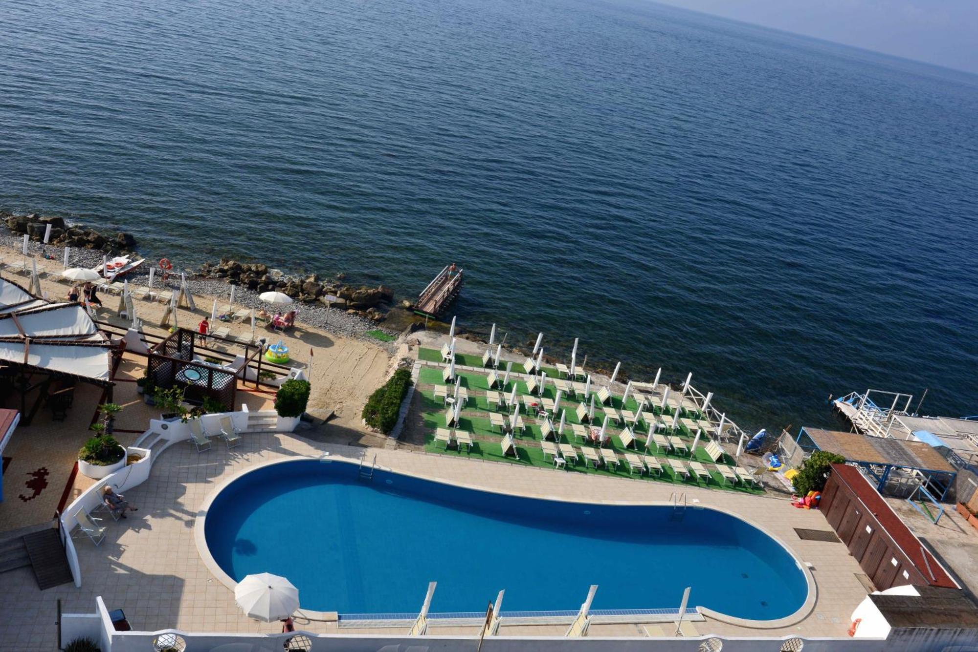 Hotel Cavalluccio Marino Santa Marinella Exteriér fotografie